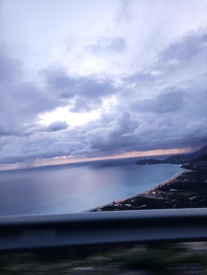 Ionian Pearl Leilighet Borsh Eksteriør bilde